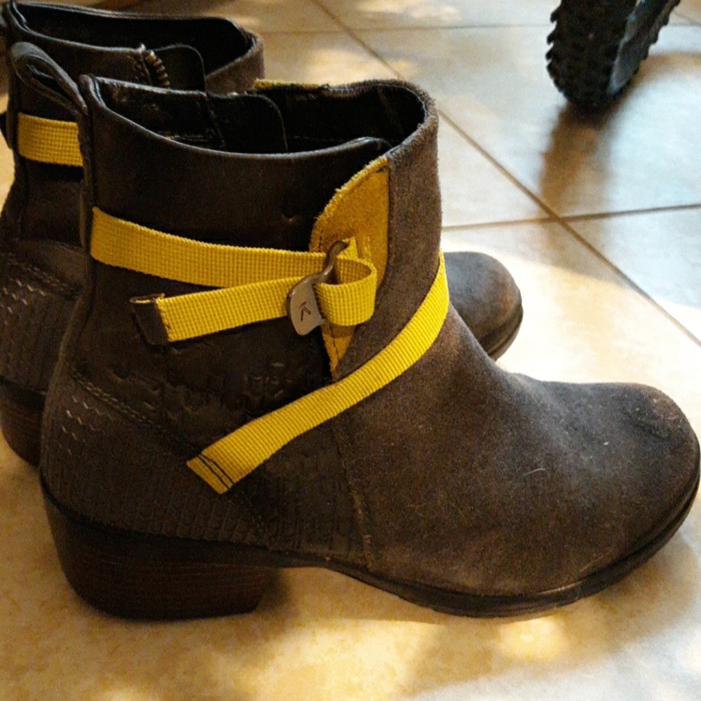 Keen Boots NWOT